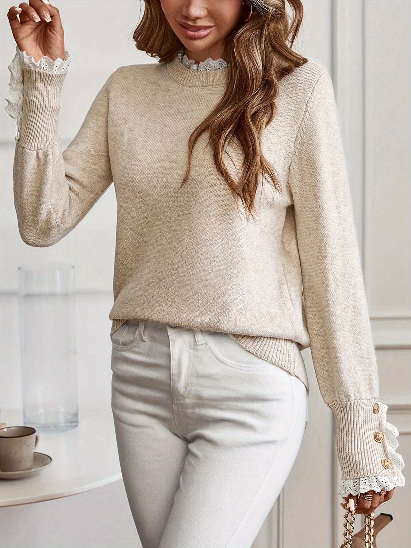 LOVISE | SPITZE VOLANT PULLOVER